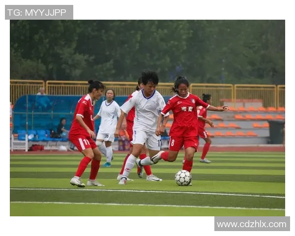 足足球的魅力与激情探索如何在赛场内外激发团队精神与个人潜能 足足球的魅力与激情探索如何在赛场内外激发团队精神与个人潜能